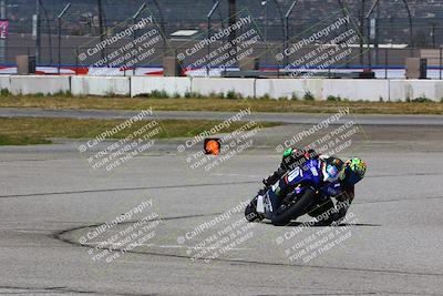 media/Apr-23-2022-Fastrack Riders (Sat) [[cb2d6ae73d]]/LEVEL 4/1PM TURN 6 OUTSIDE/